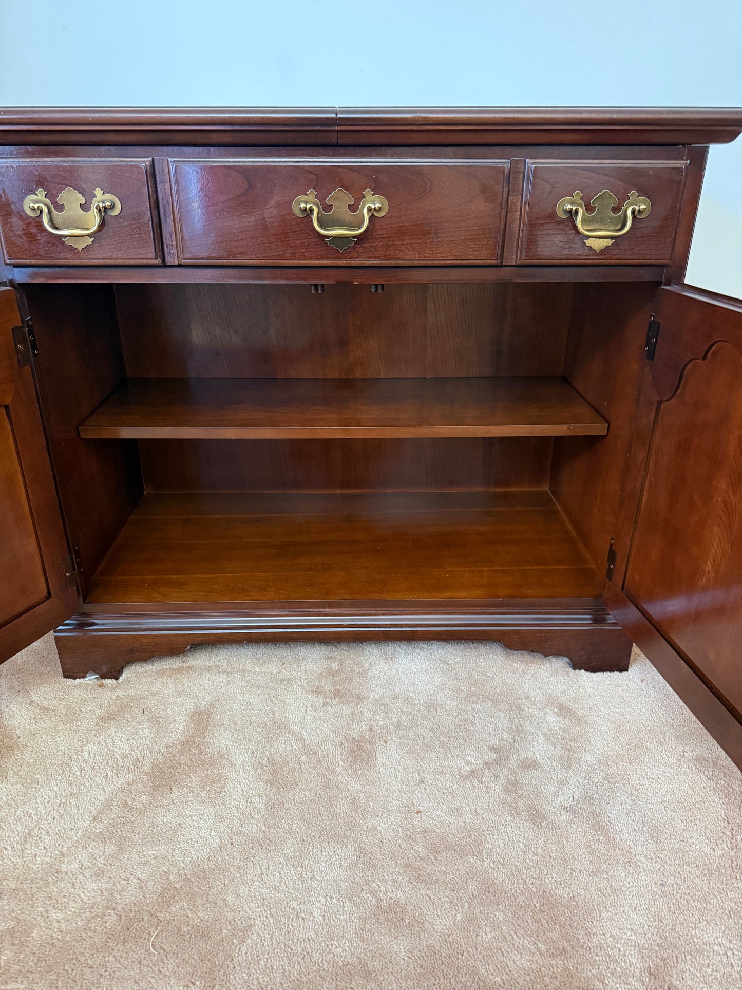Buffet Table / Sideboard