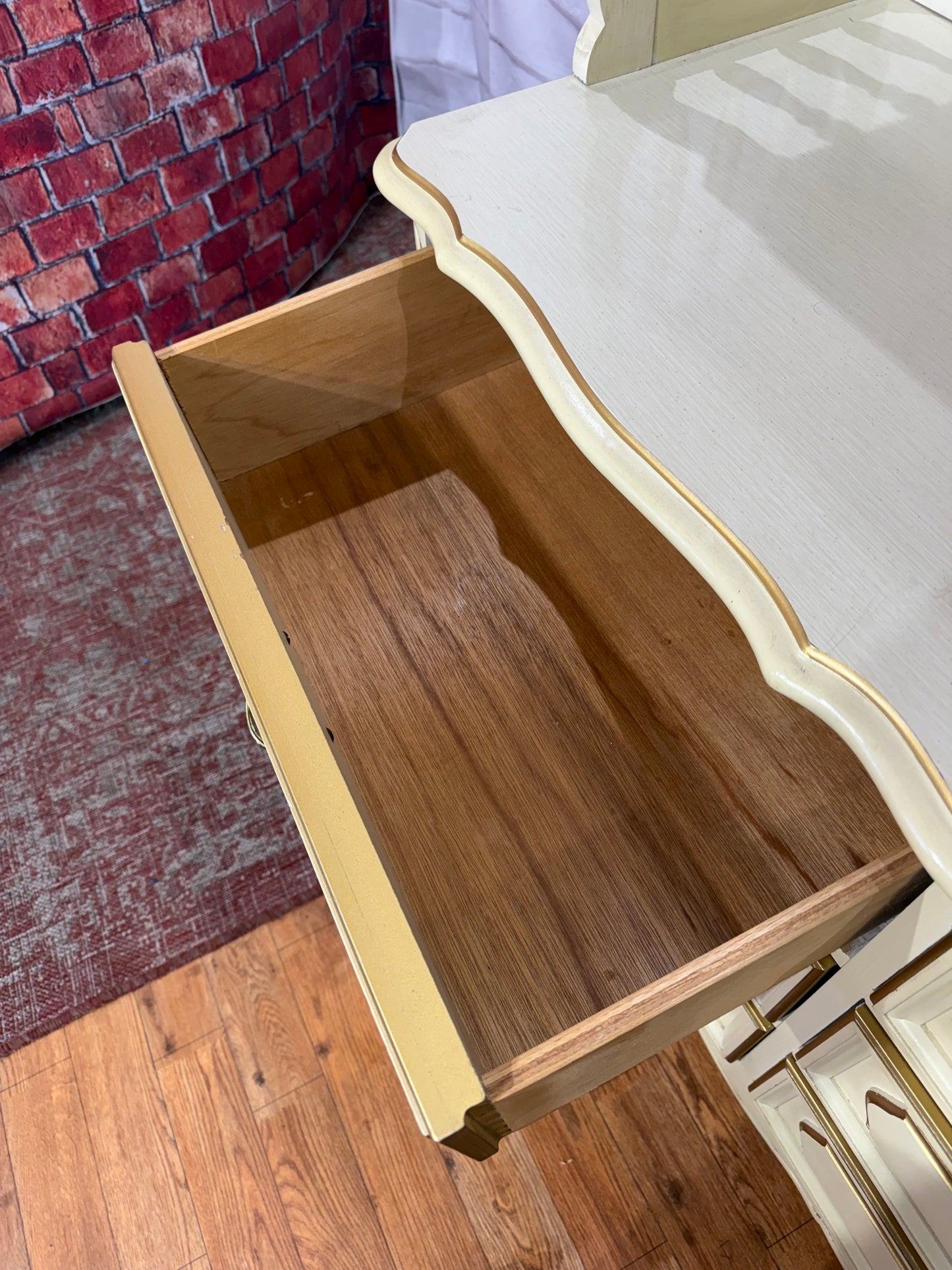 Henry Link Dresser & Hutch