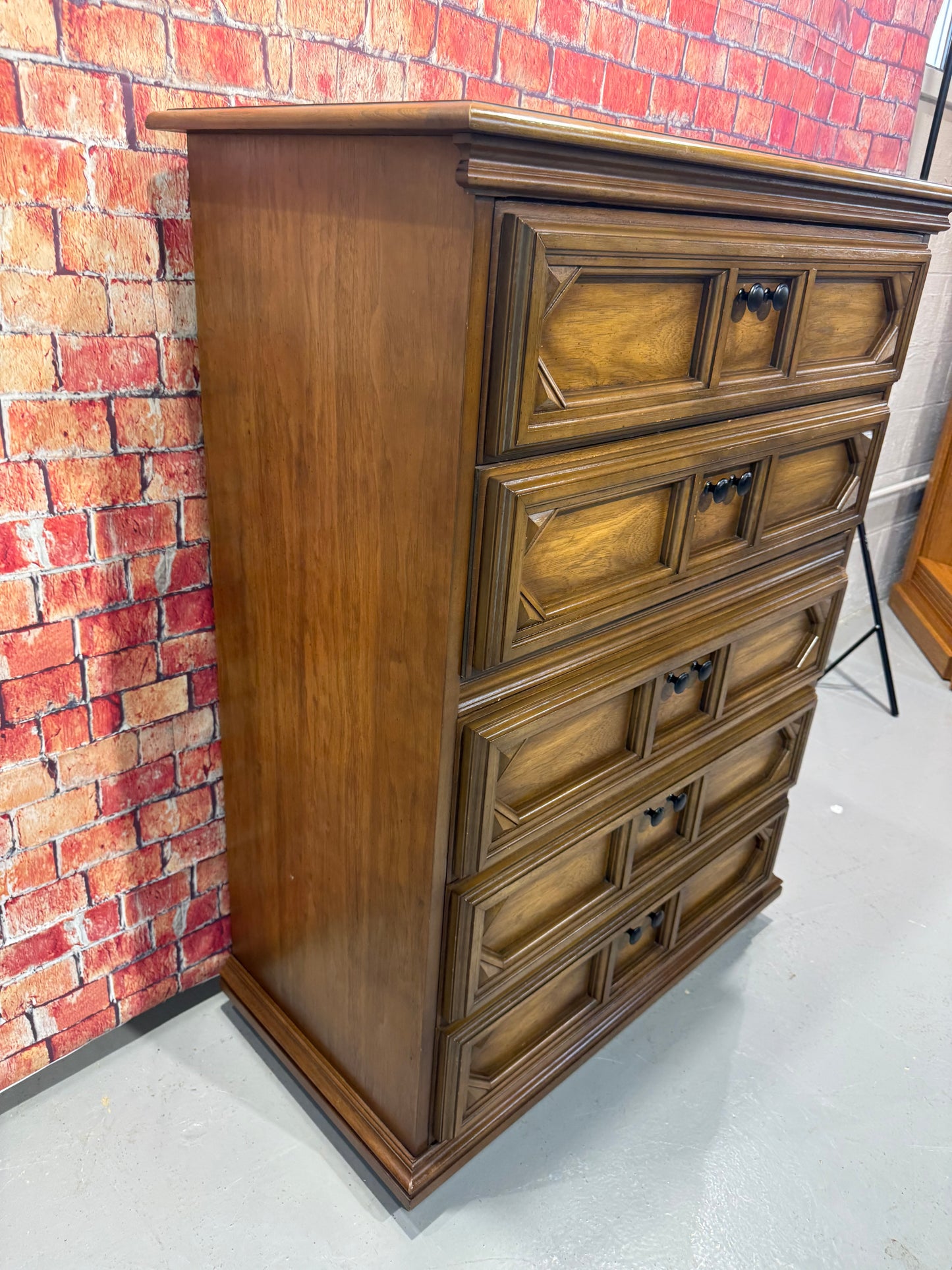 Chest of Drawers - Vintage