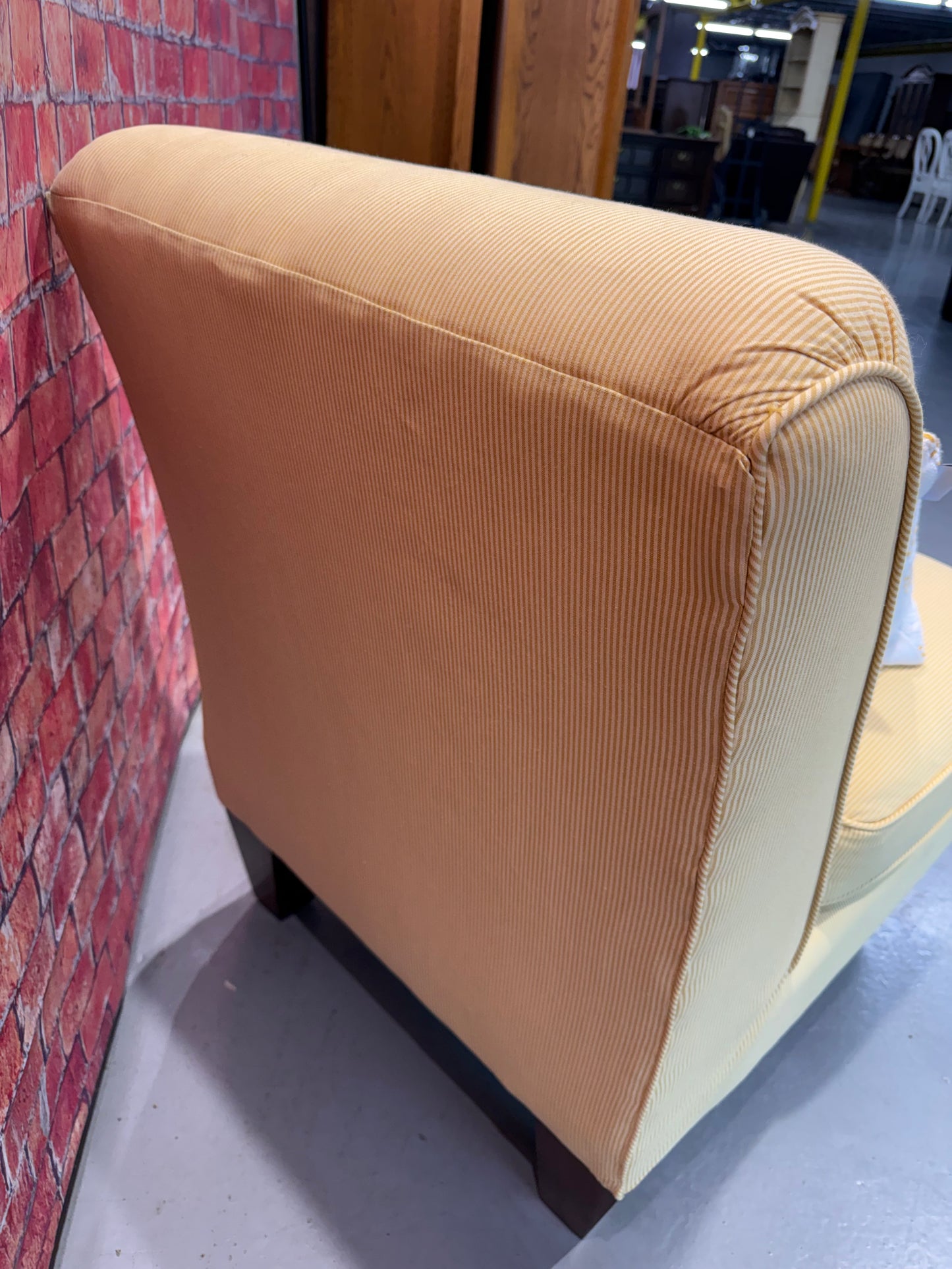 Chair & Pillow