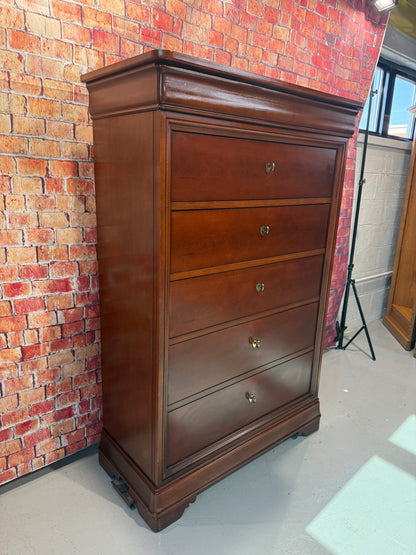 Thomasville Chest of Drawers