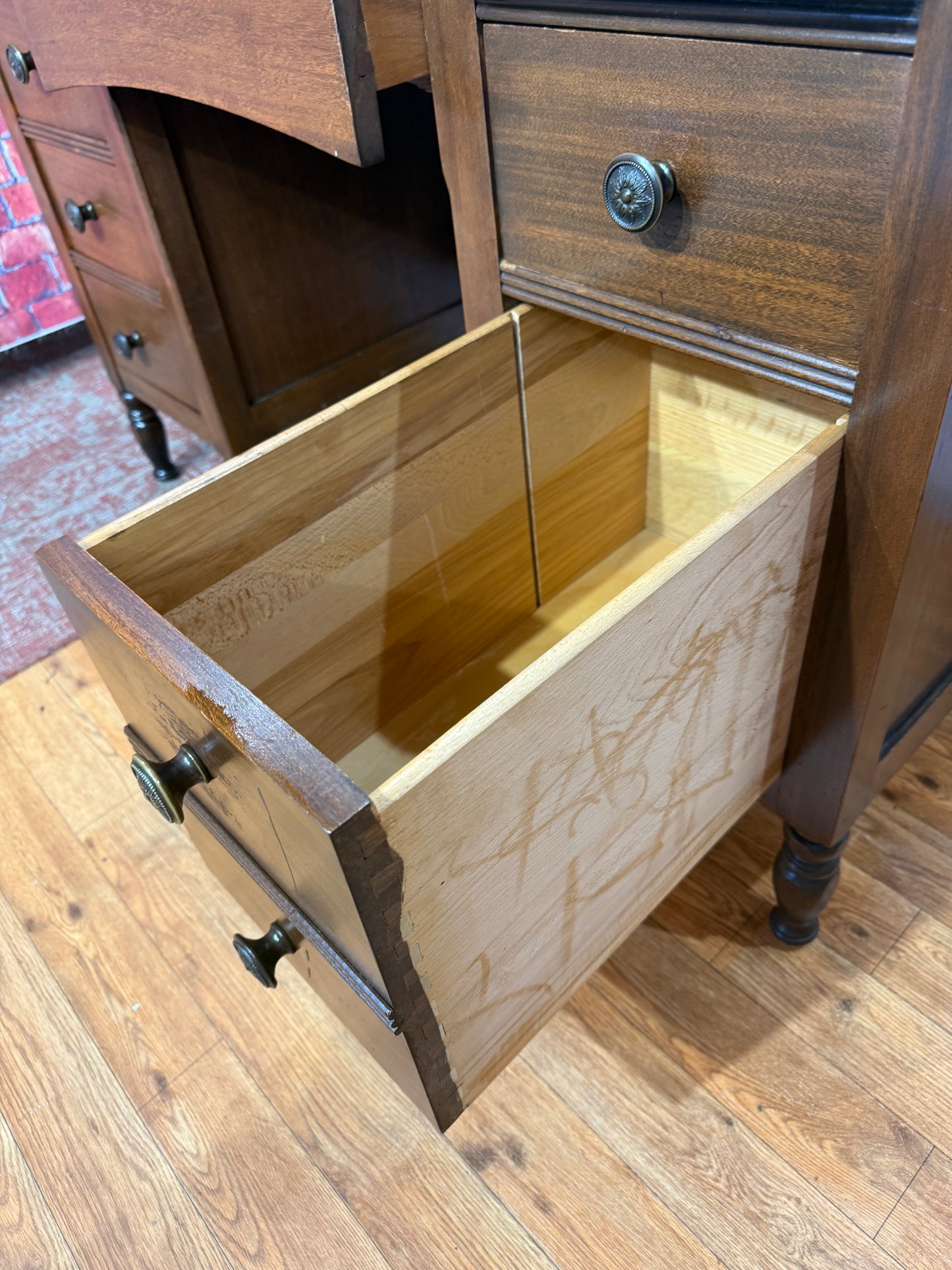 Jackson Desk
