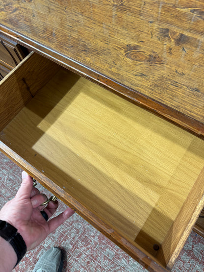 Dresser - 9 Drawers