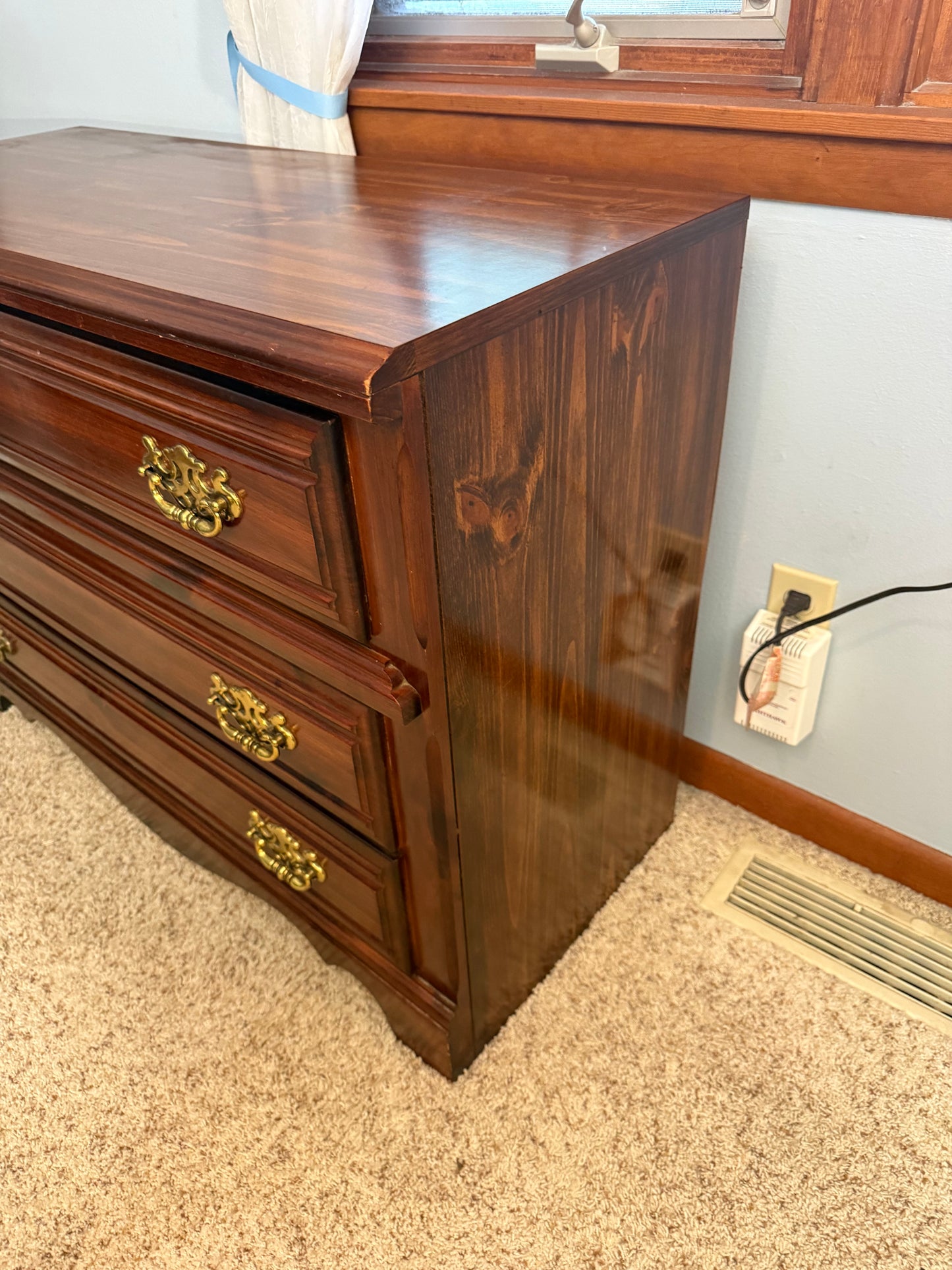 Small Broyhill Dresser