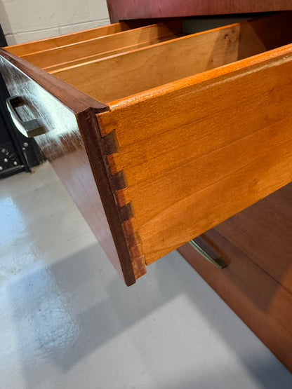 Thomasville MCM Dresser w/ Mirror