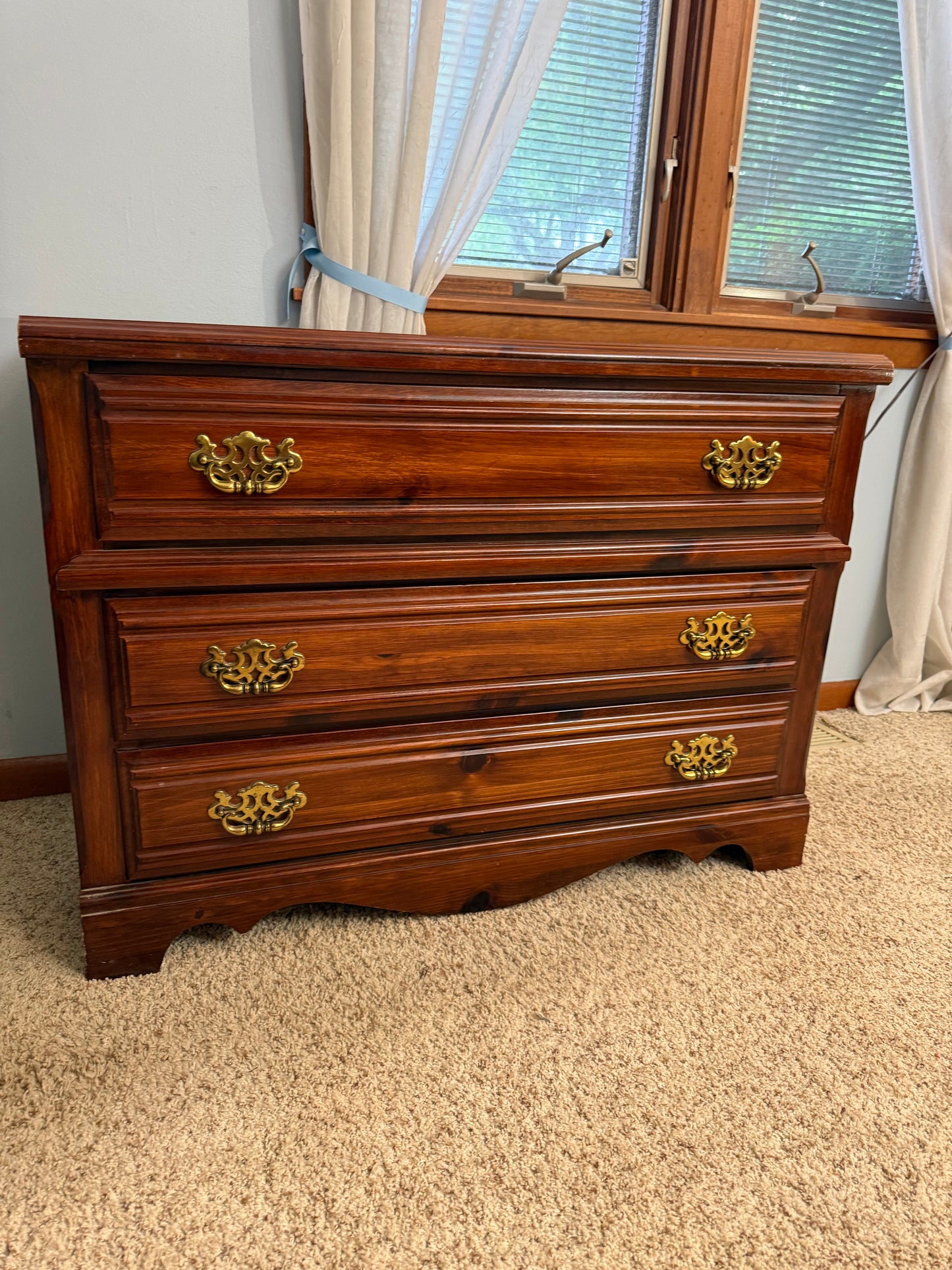Small Broyhill Dresser