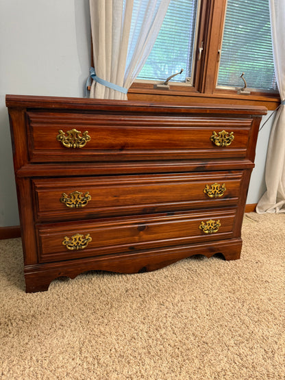 Small Broyhill Dresser