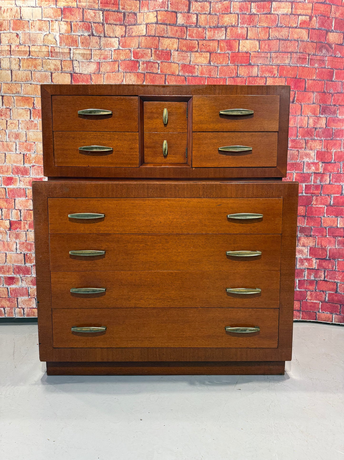 Thomasville MCM Chest of Drawers