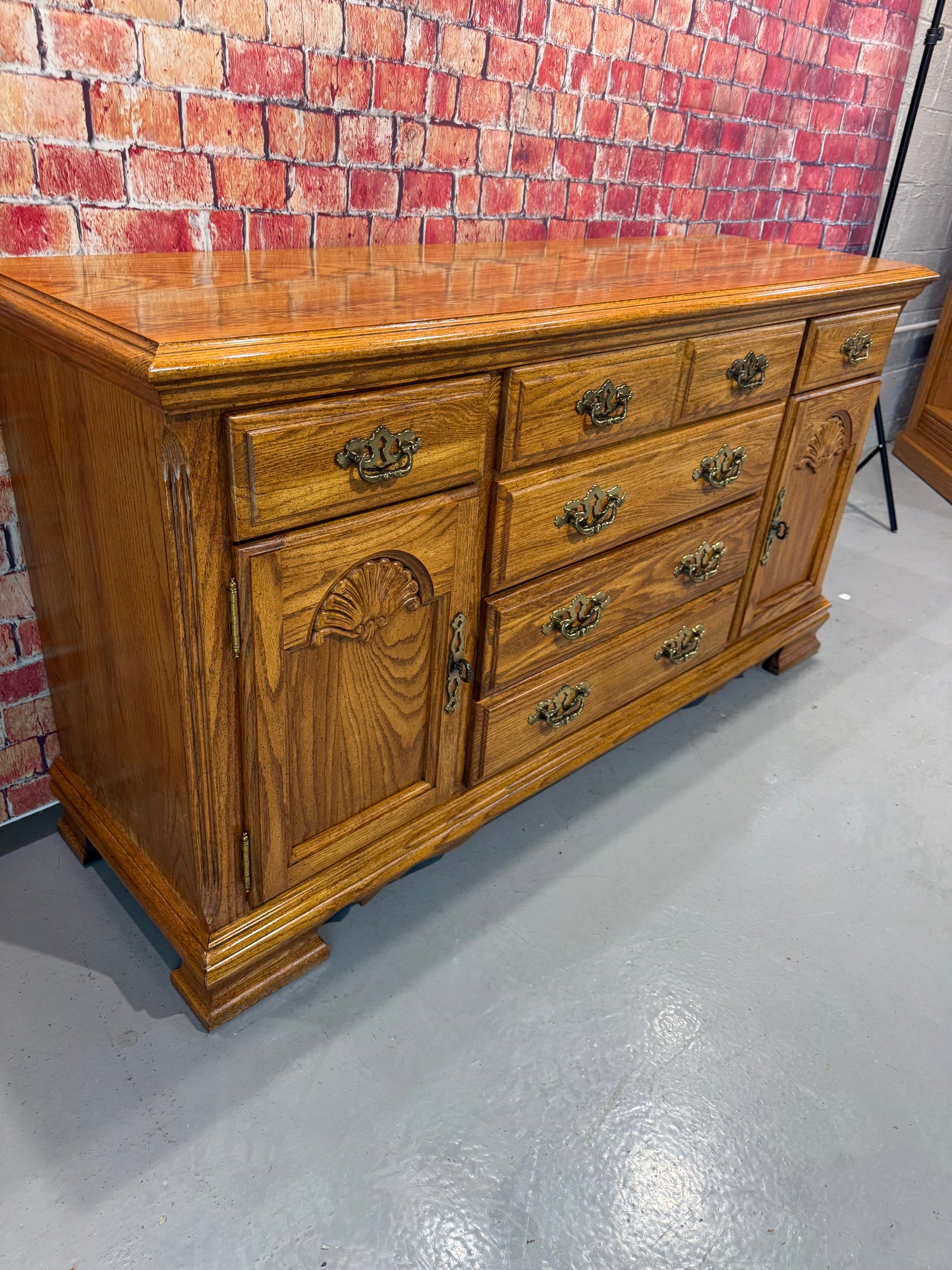Broyhill Buffet Table / TV Stand
