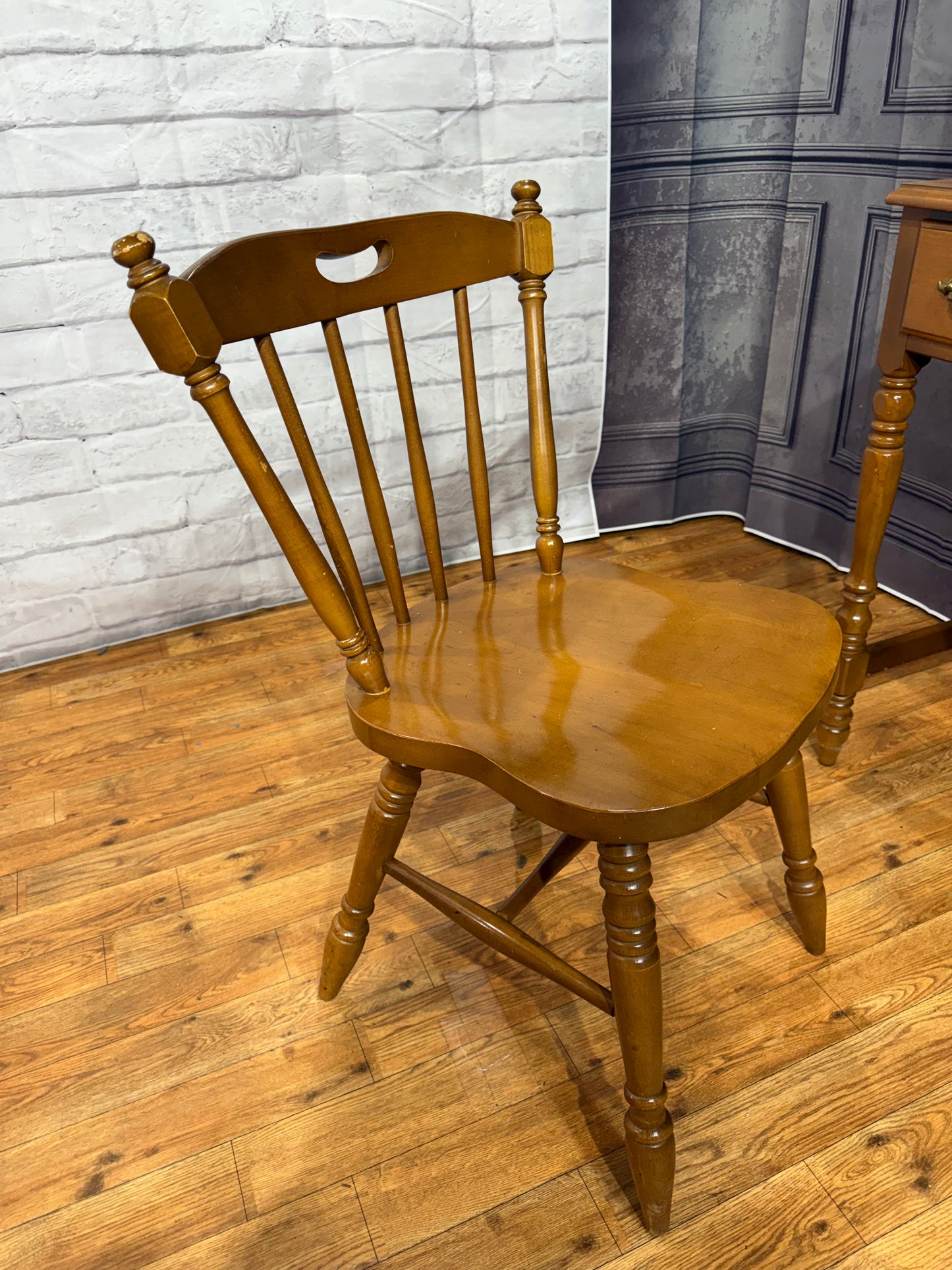 Bassett Desk & Chair