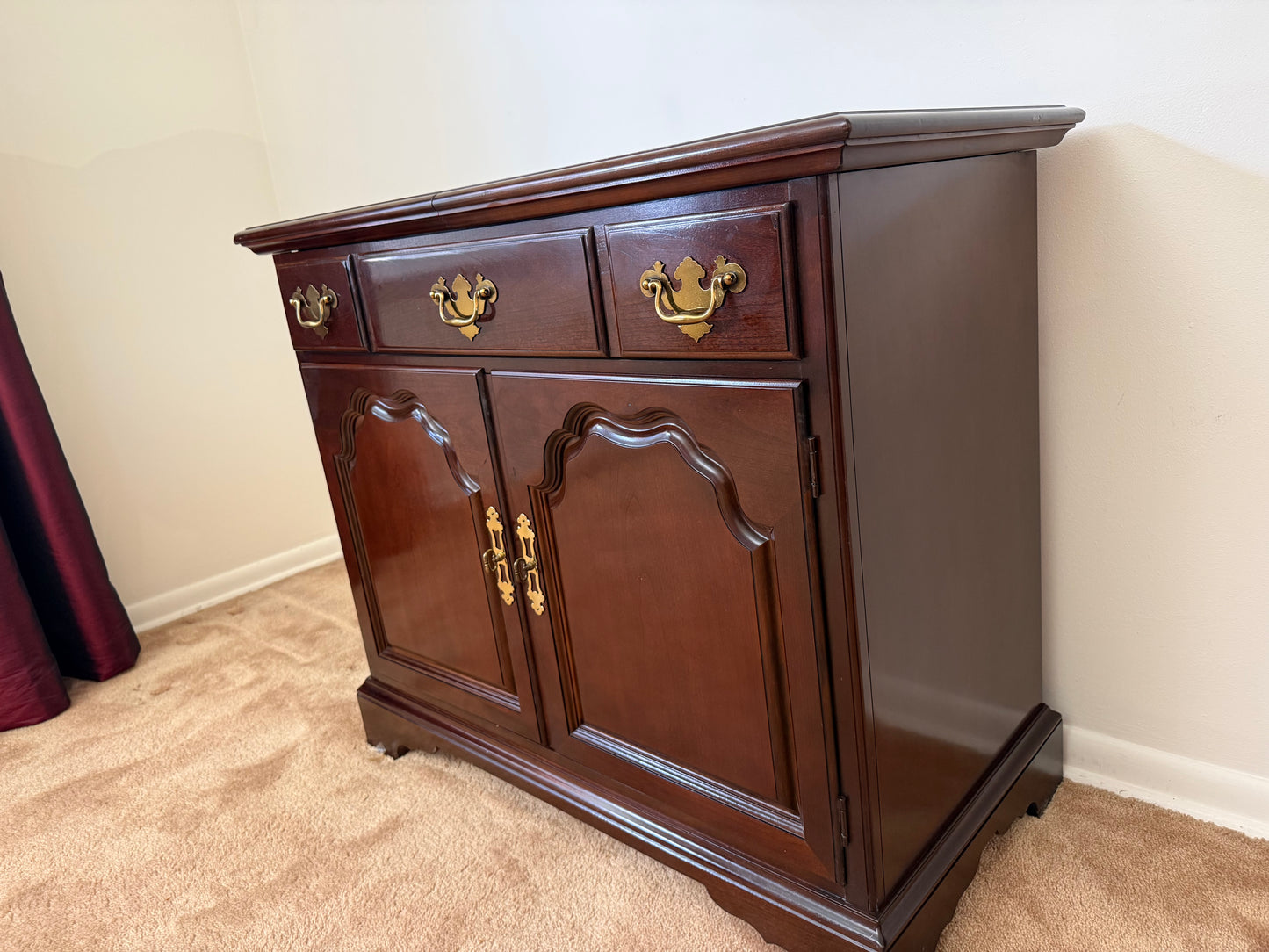 Buffet Table / Sideboard