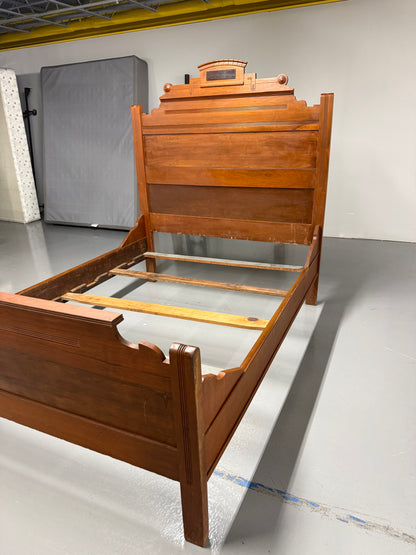 Antique Full Bed
