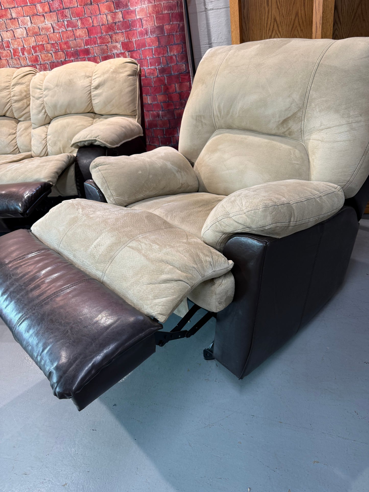 Reclining Sofa, Recliner & Ottoman