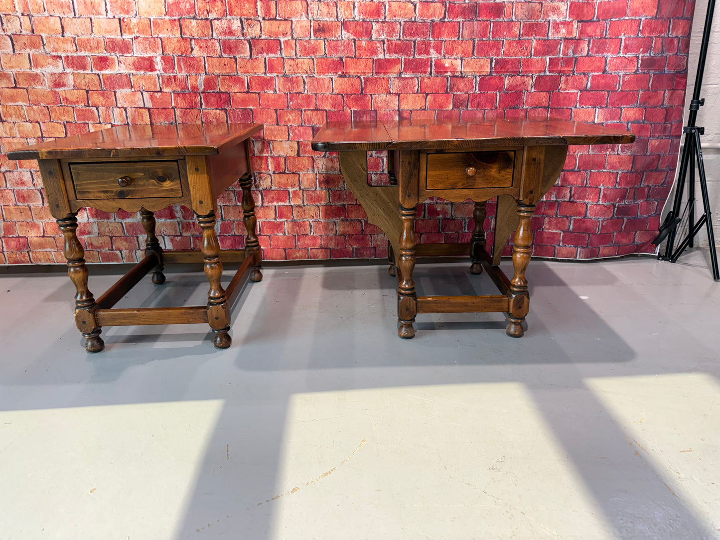Kling End Tables