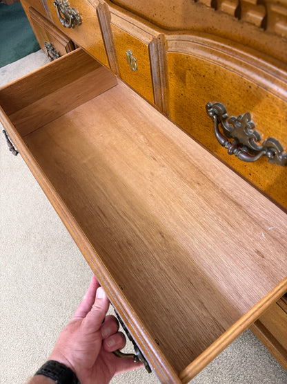 Bassett Dresser w/ 2 Mirrors