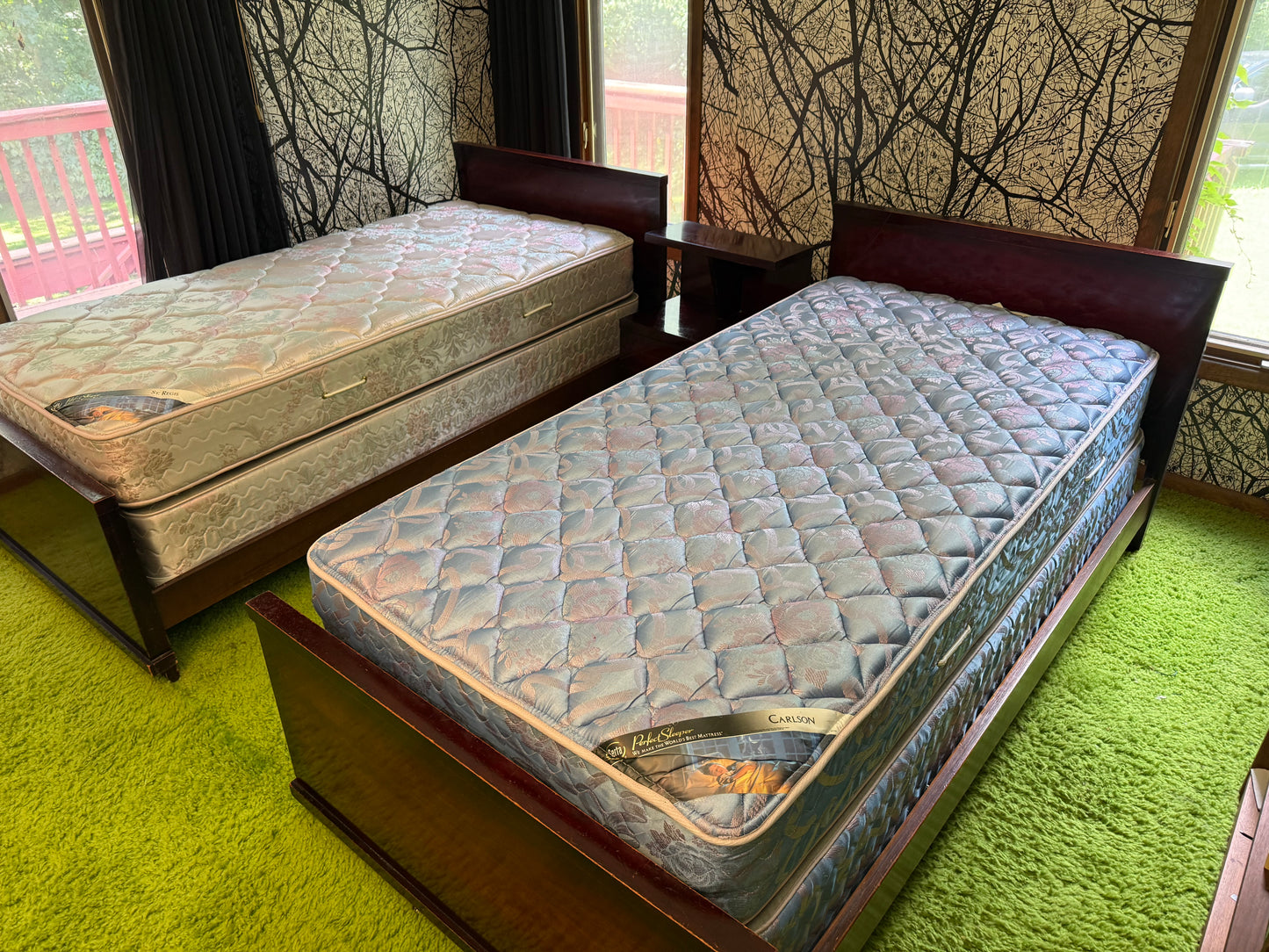 Vintage Twin Beds & Nightstand