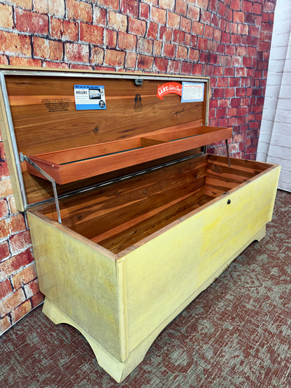 Lane Cedar Chest
