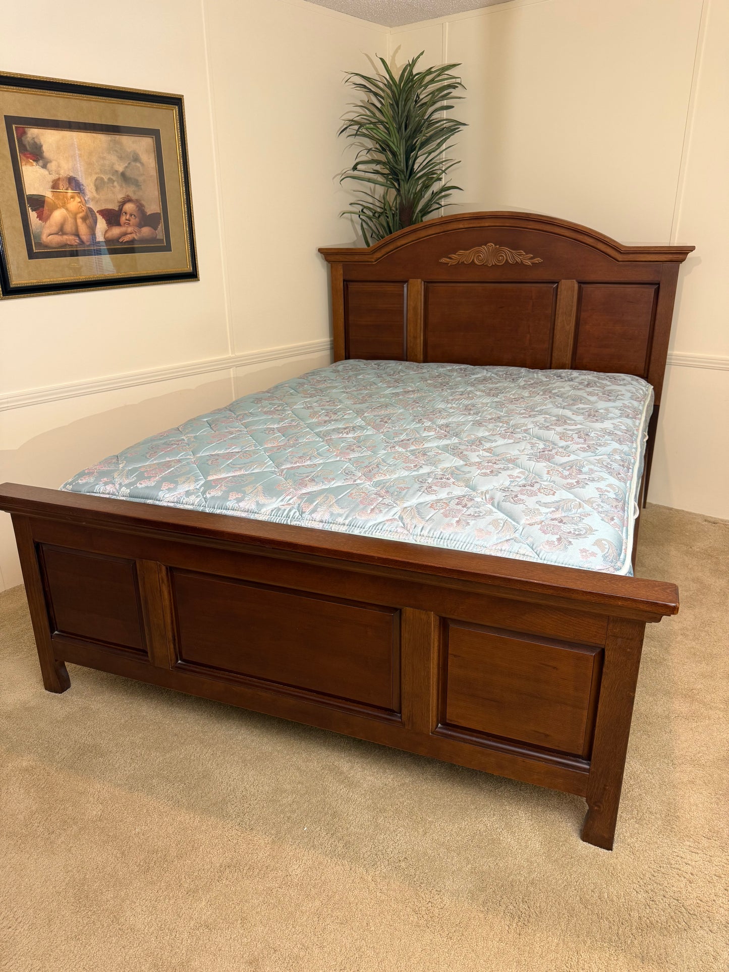 Queen Bed