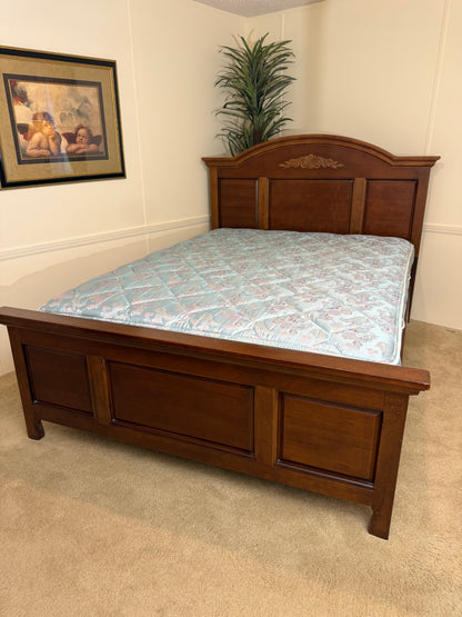 Queen Bed