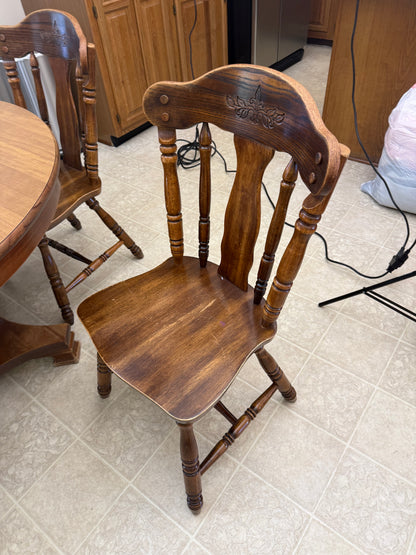 Dining Table & 5 Chairs