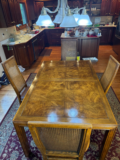 Dining Table & 4 Chairs