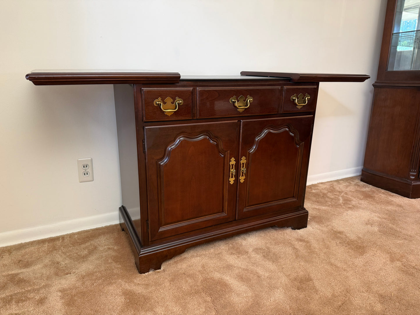Buffet Table / Sideboard