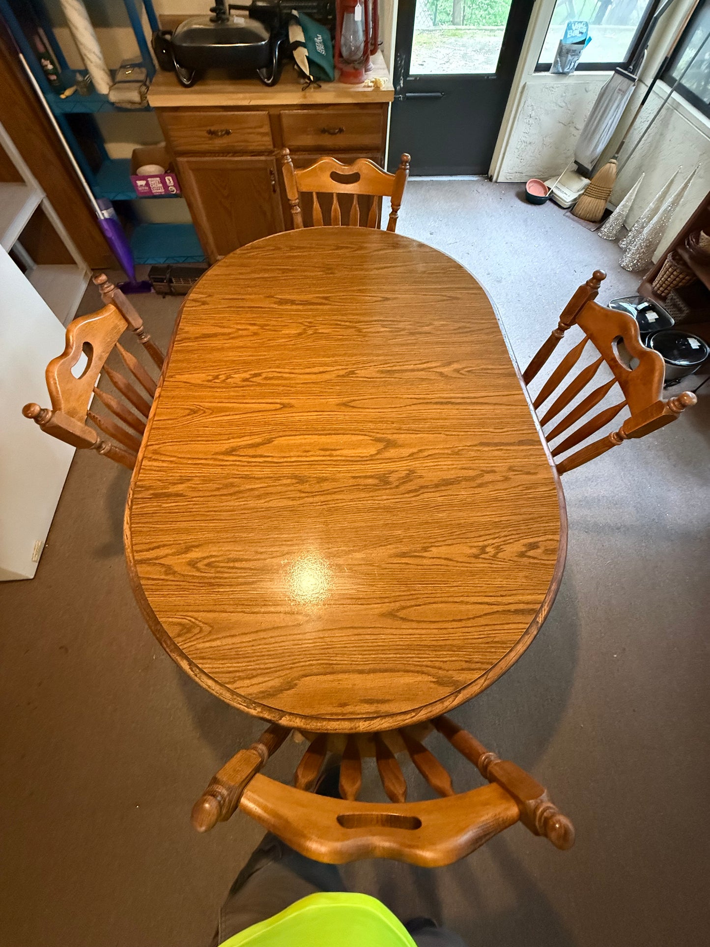Kitchen Table & 4 Chairs
