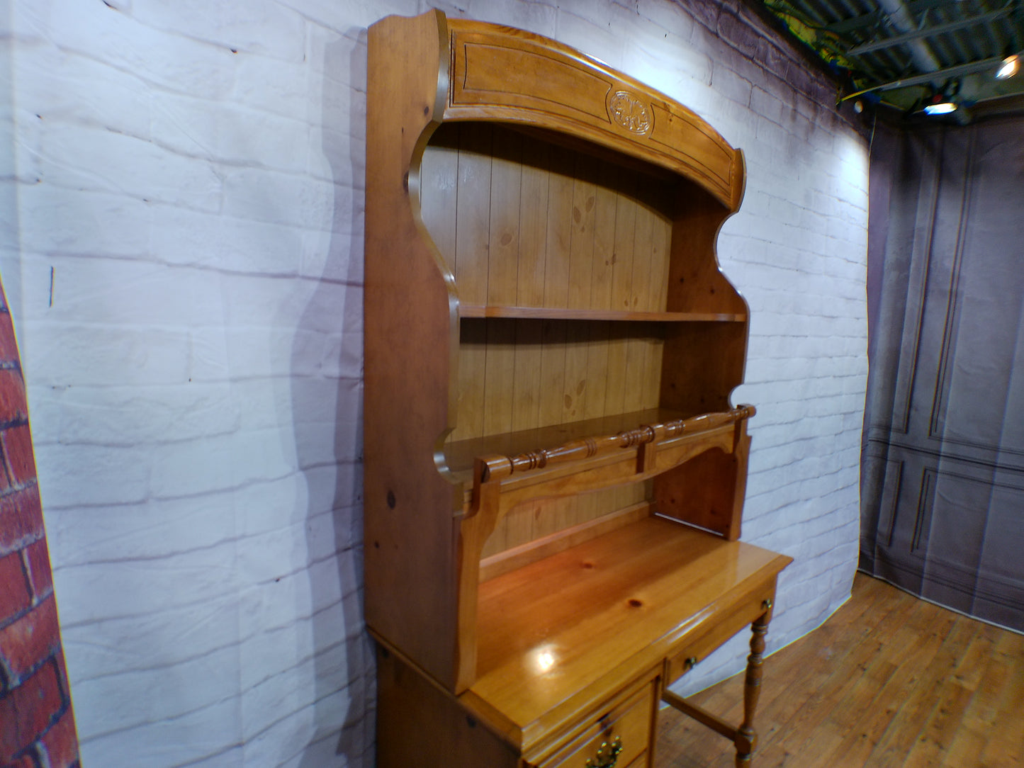 Desk with Hutch