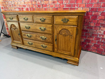 Broyhill Buffet Table / TV Stand
