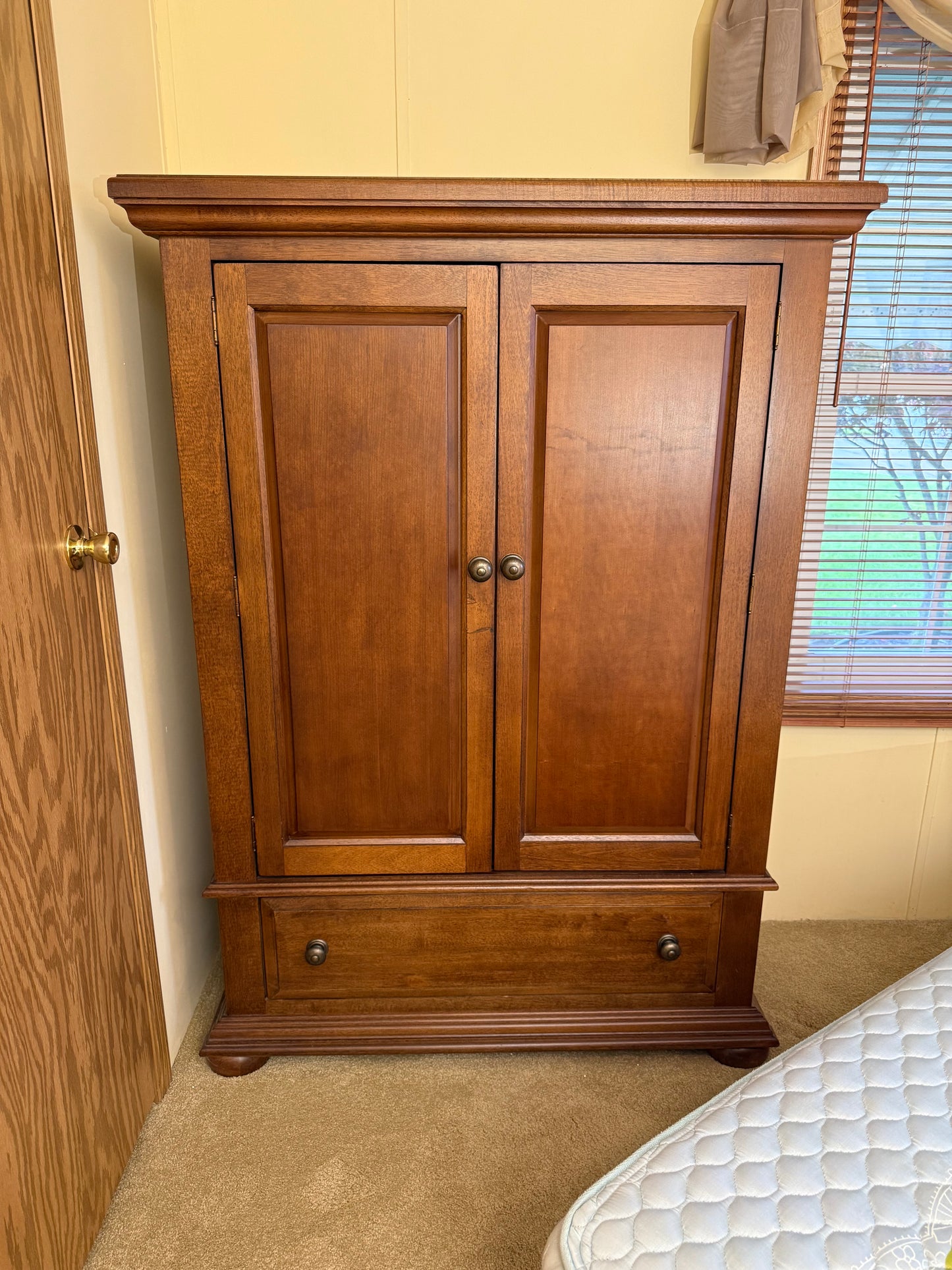 Armoire