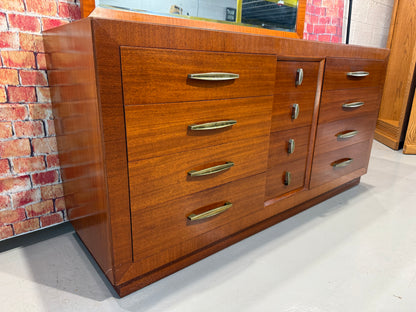 Thomasville MCM Dresser w/ Mirror