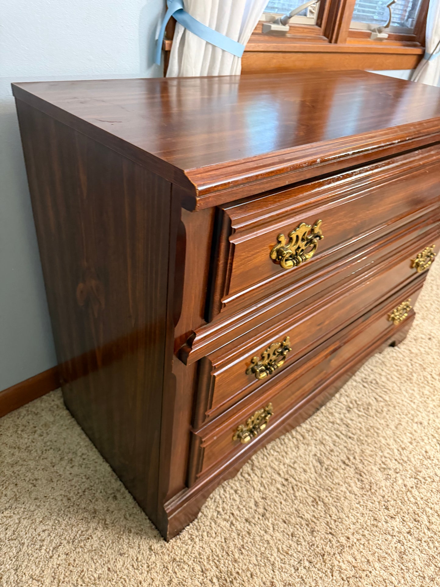 Small Broyhill Dresser