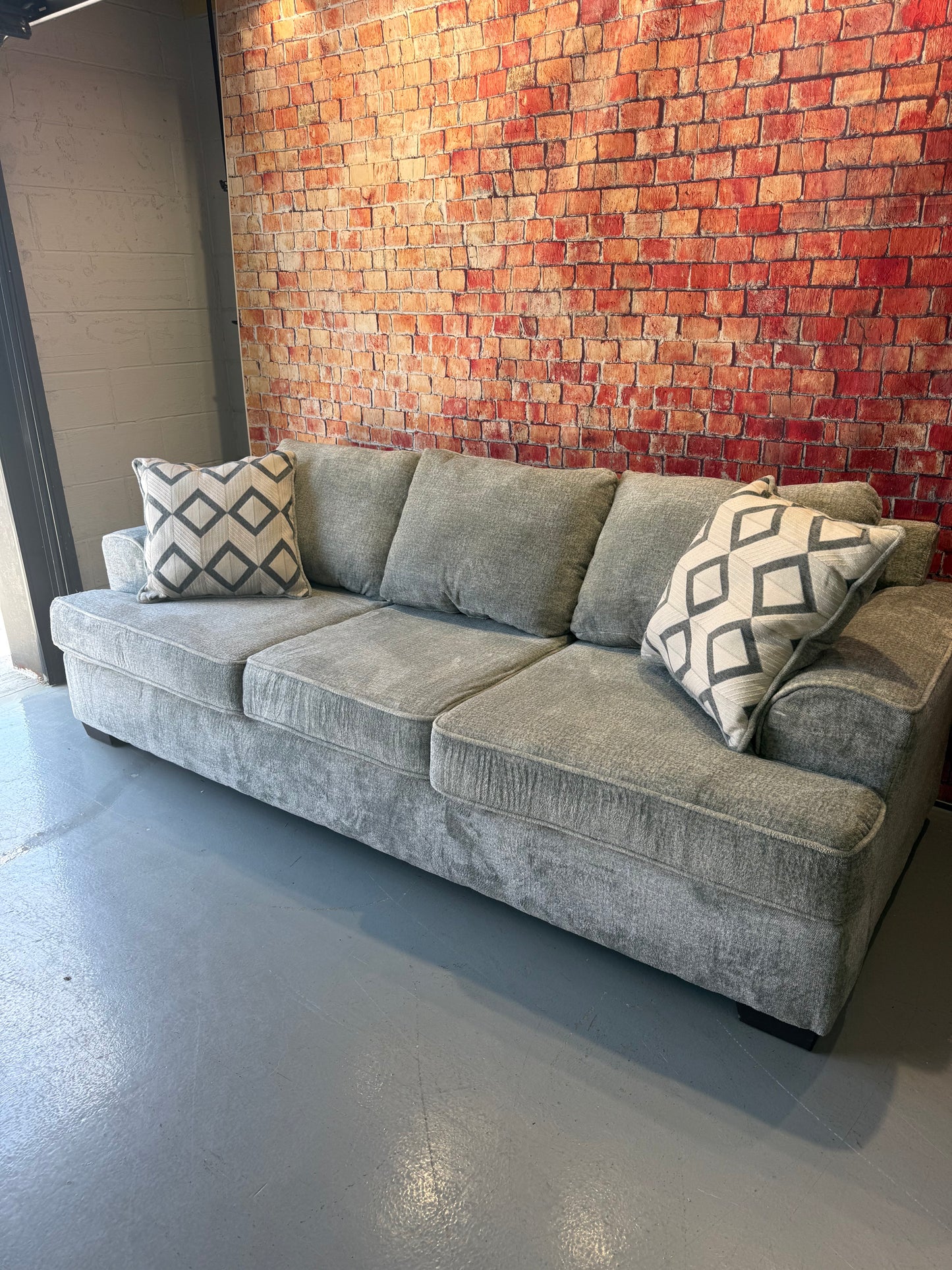 Sofa & Pillows