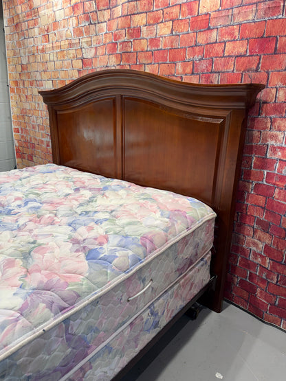 Queen Bed