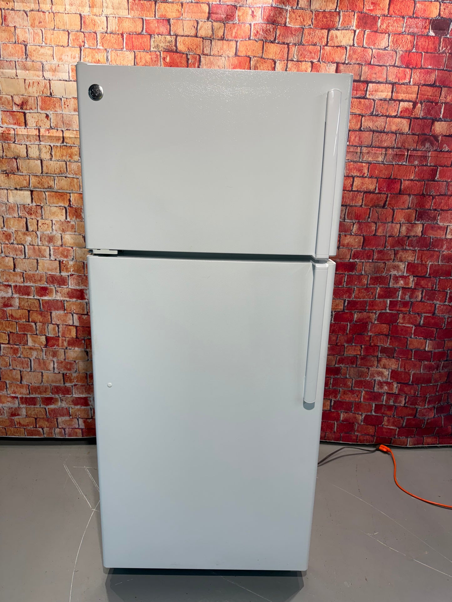 GE Fridge