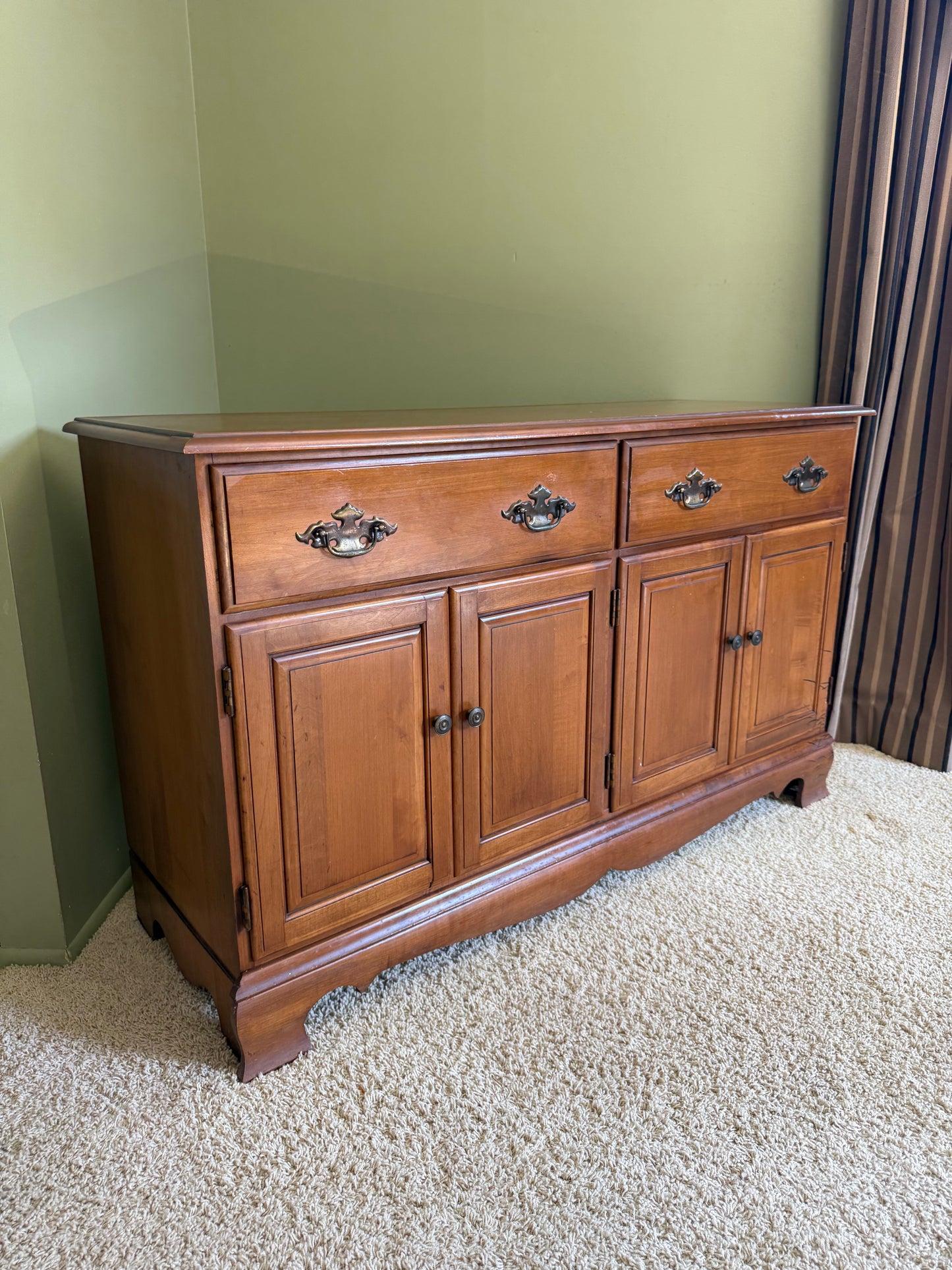 Vintage Buffet Table