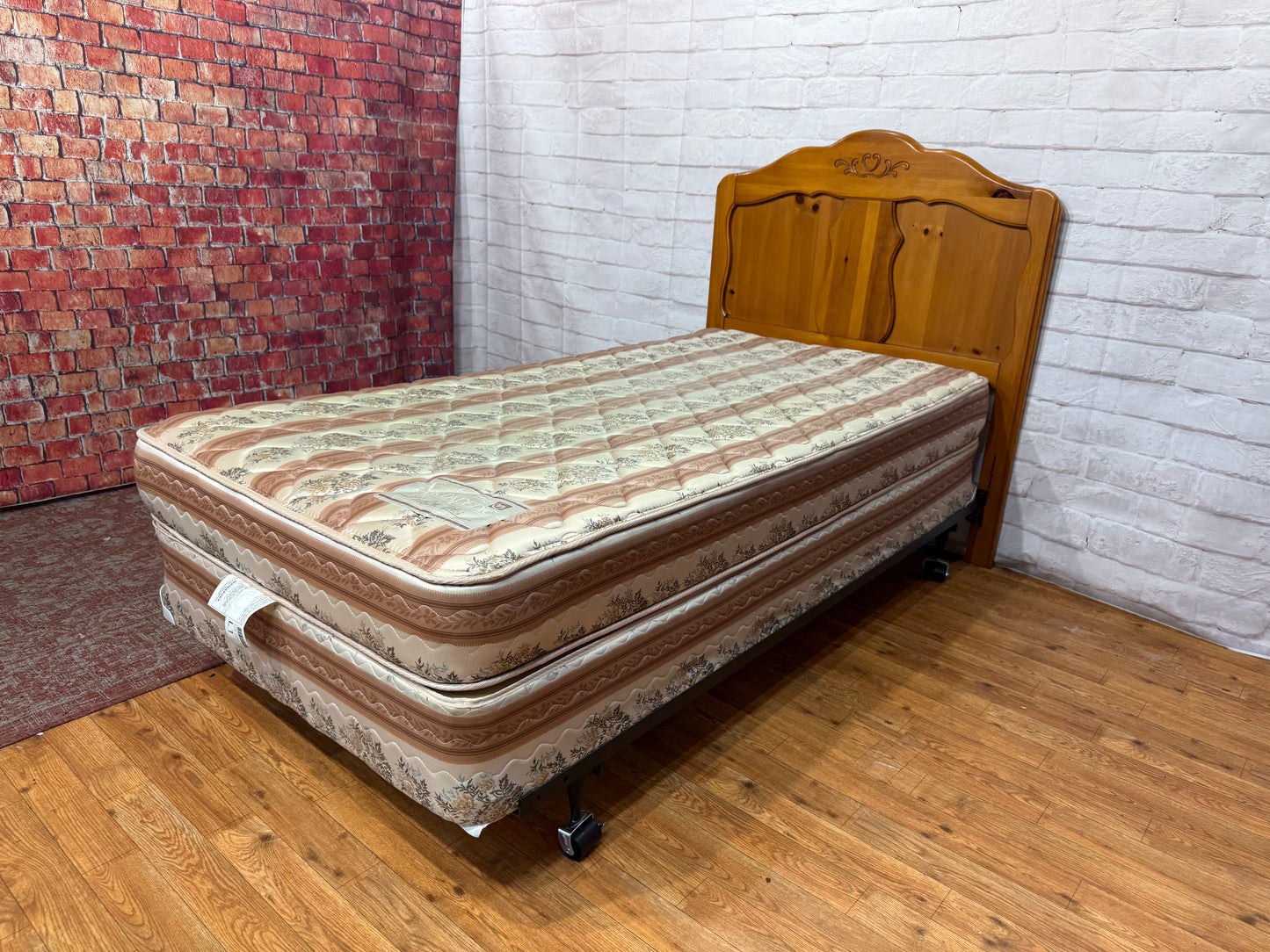 Twin Bed