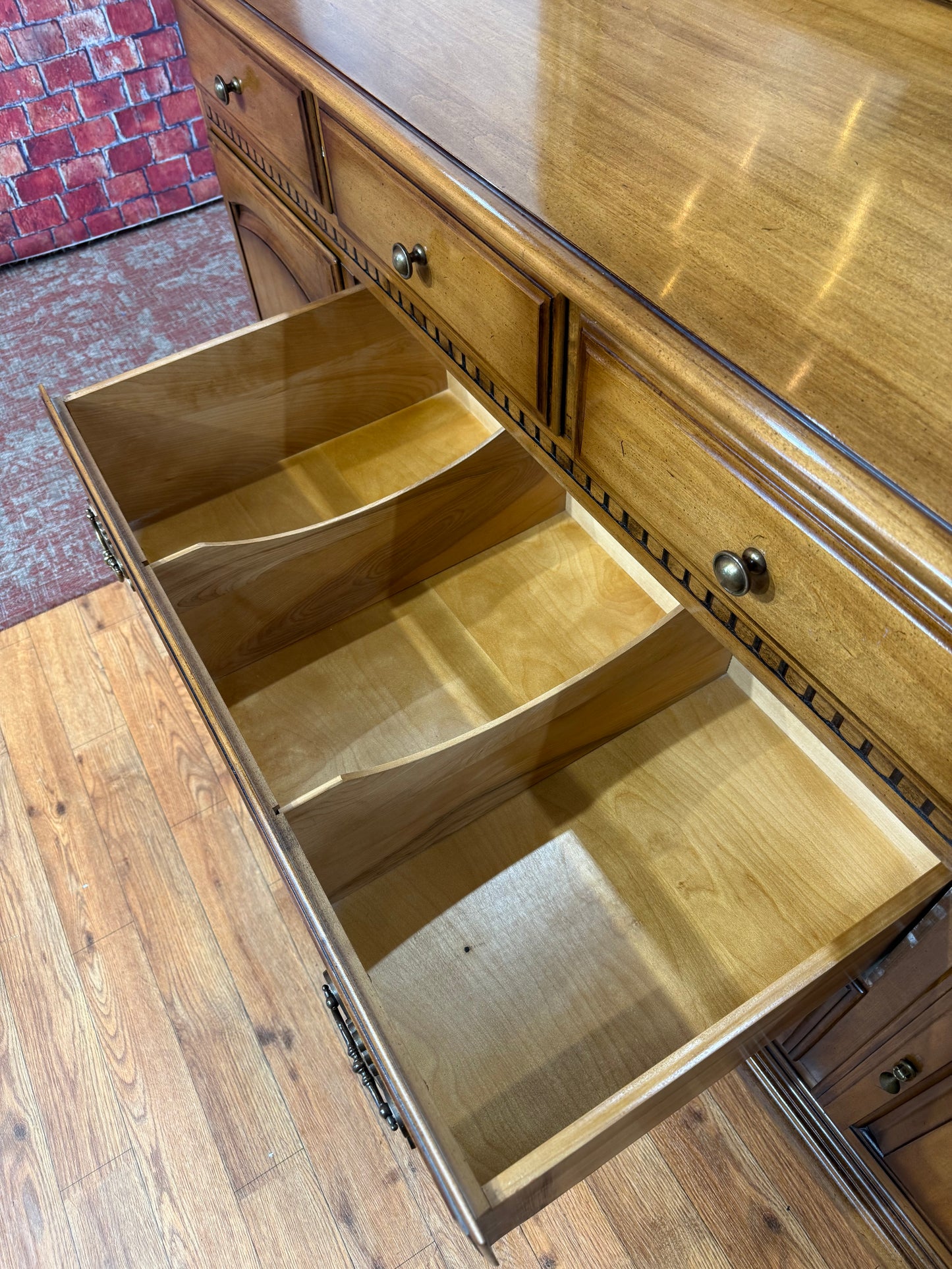 Ethan Allen Dresser