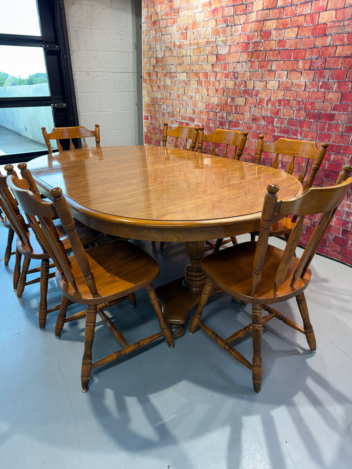 Dining Table & 8 Chairs
