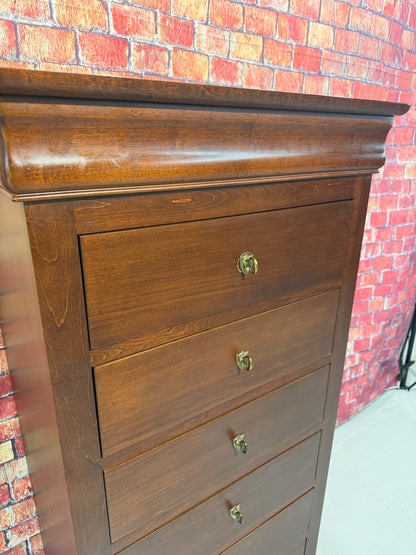 Skinny Chest of Drawers