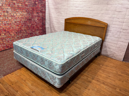 Queen Bed - Simmons