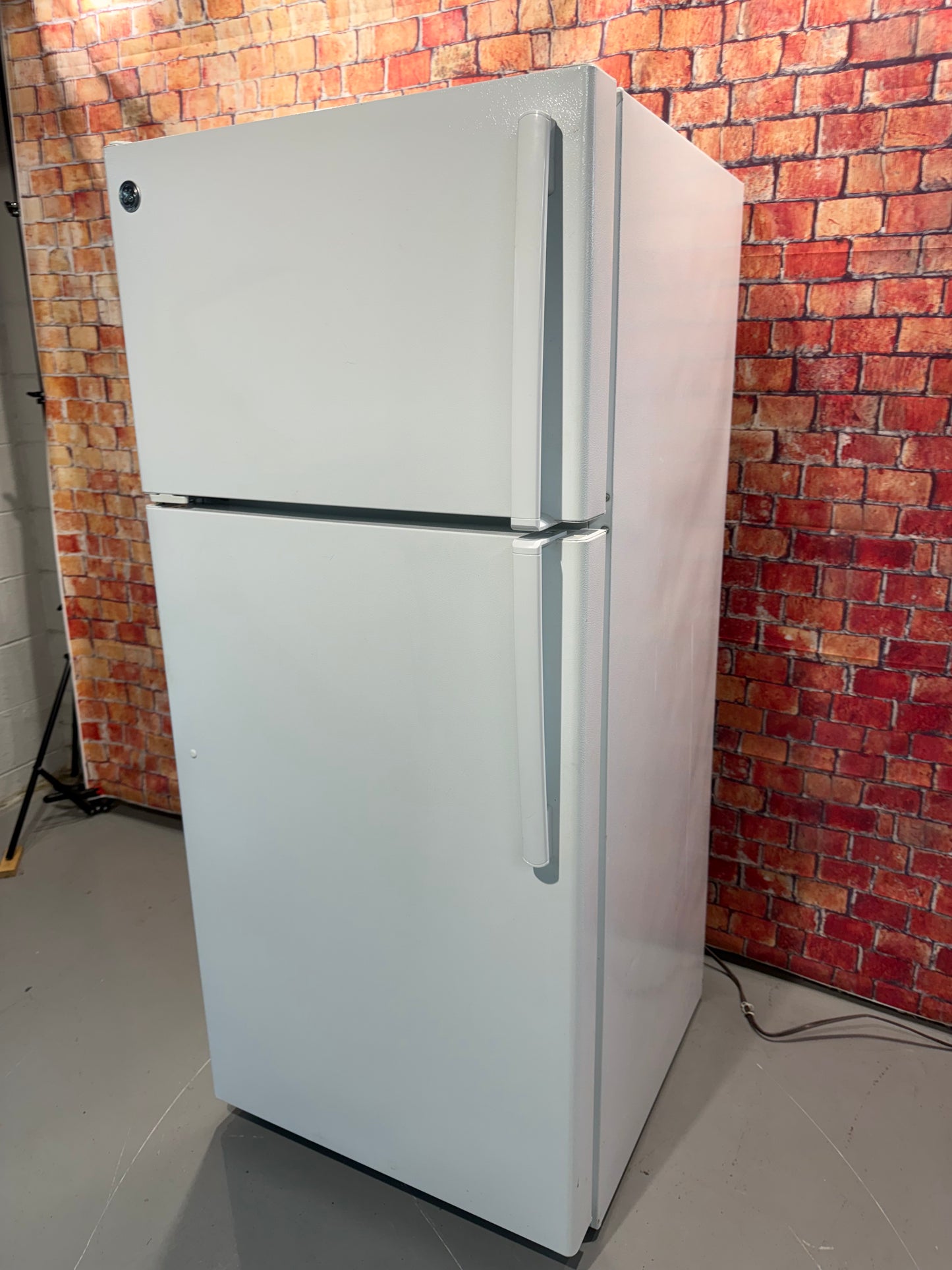 GE Fridge