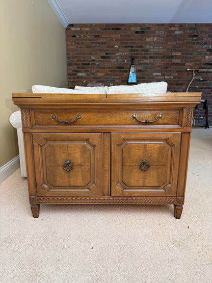 MCM Sideboard - Mt Arie
