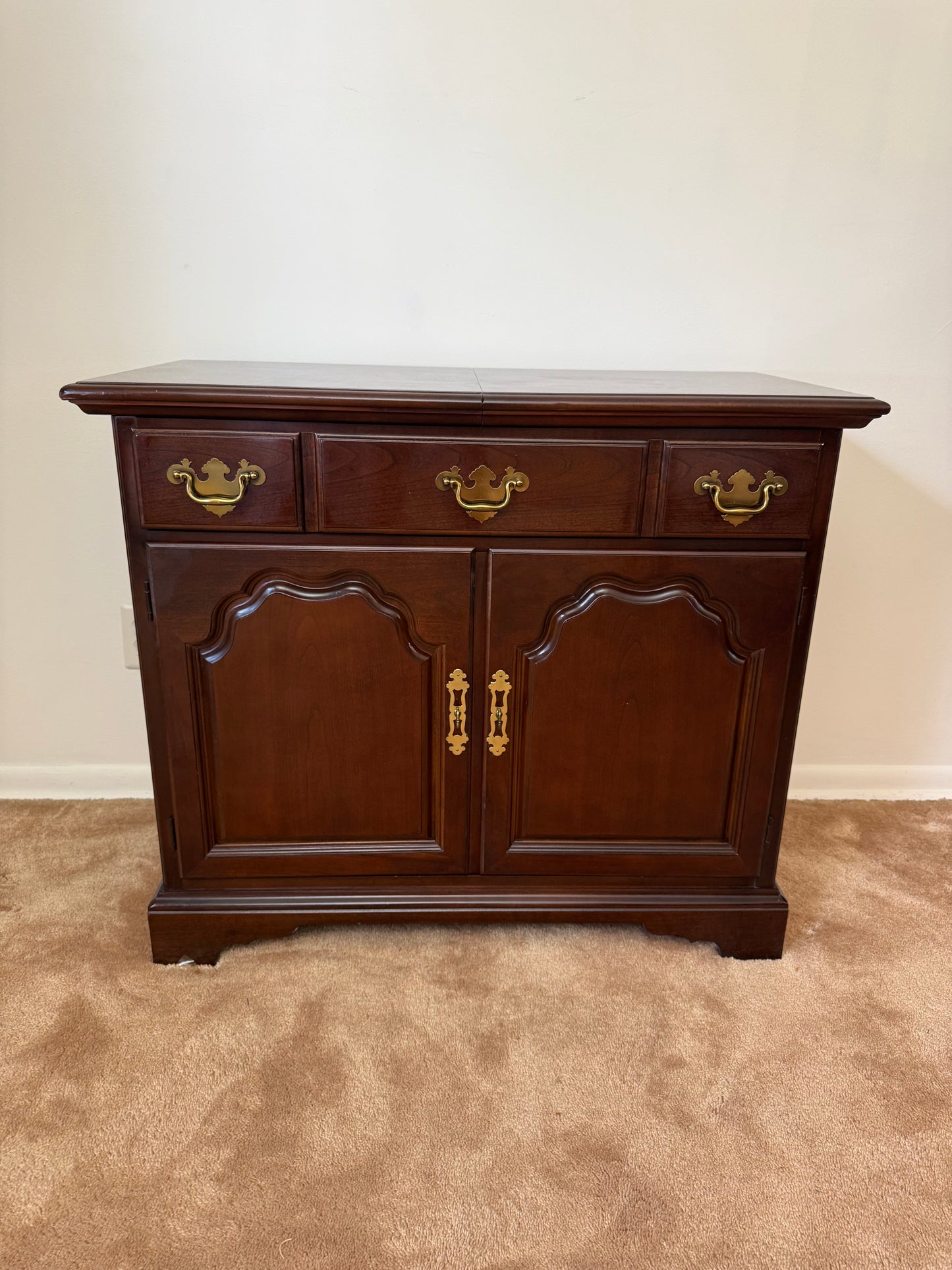 Buffet Table / Sideboard