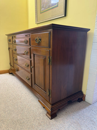 Willett Buffet Table