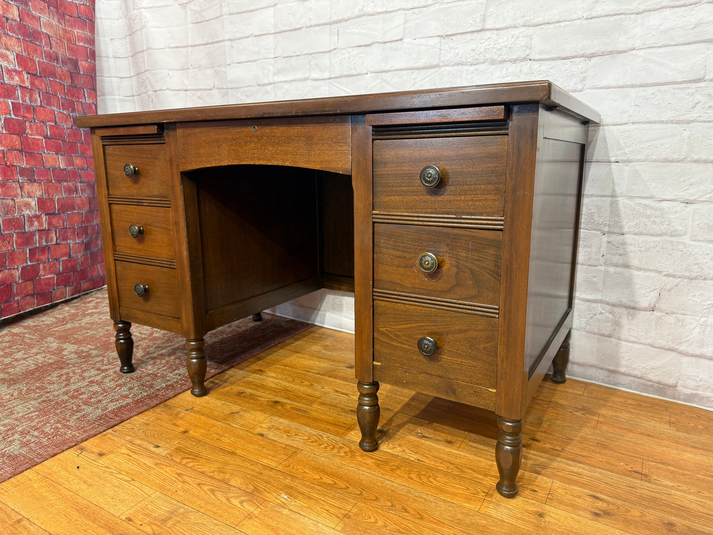 Jackson Desk