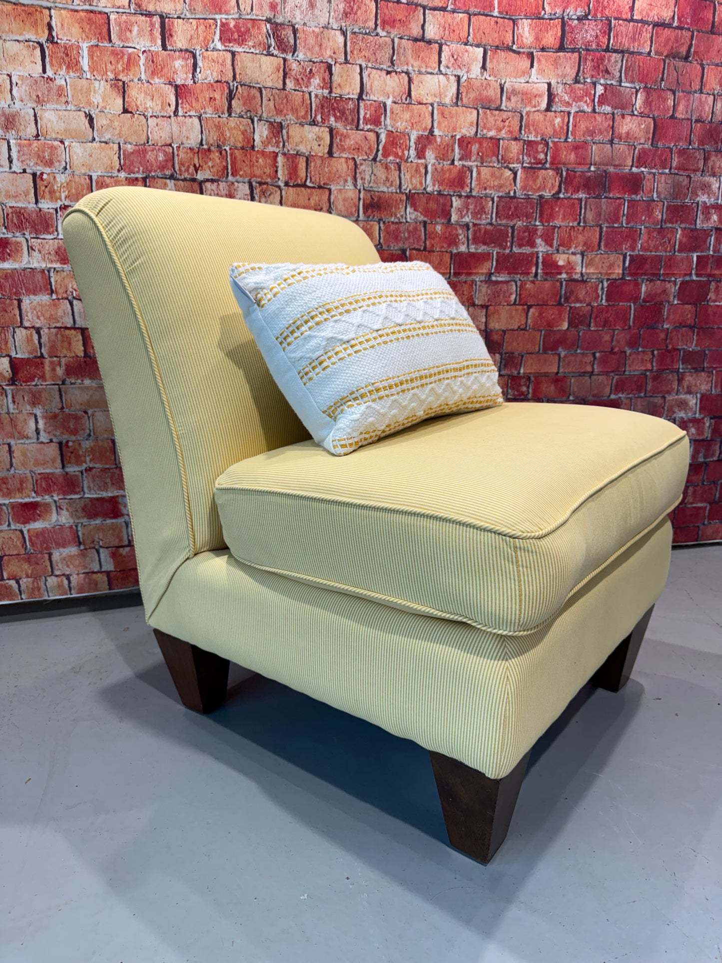 Chair & Pillow