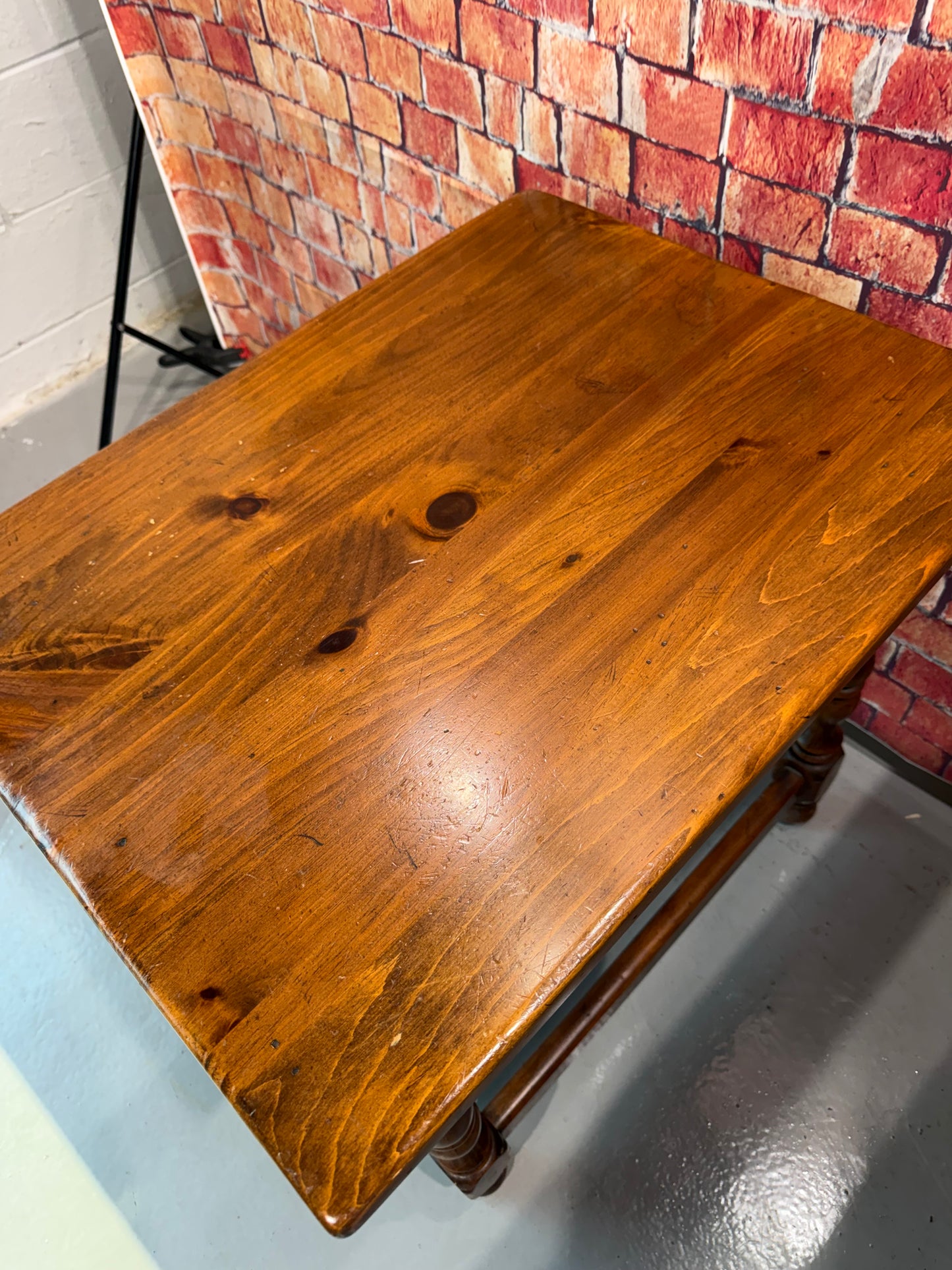 Kling End Tables