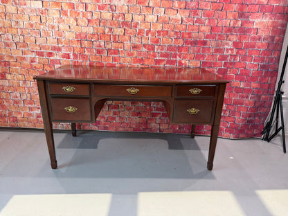 Bombay Desk