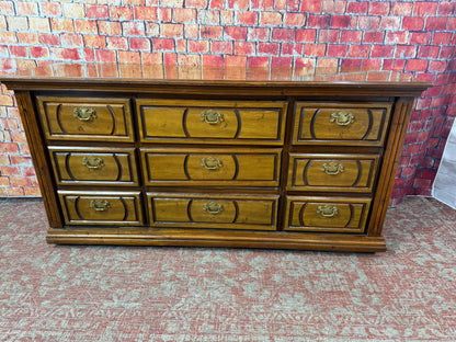 Dresser - 9 Drawers
